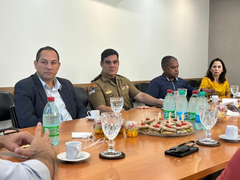 Fundação Tiradentes recebe visita técnica da Fundação CAS de Pernambuco